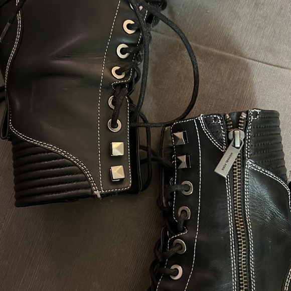 6.5 michael kors heeled boots - Picture 6 of 10